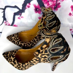 J. Renee Ellusion Velvet Leopard 4inch heels